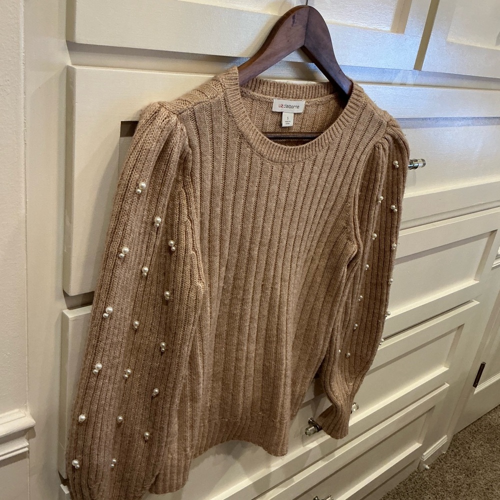 Liz Claiborne Tan Ribbed Knit Sweater with pretty pearl embellished sleeves - Picture 3 of 7